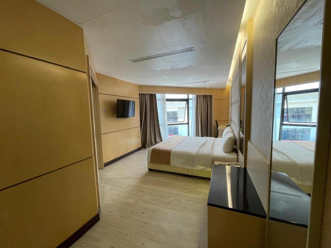Geobay Hotel Johor Bahru Exterior photo