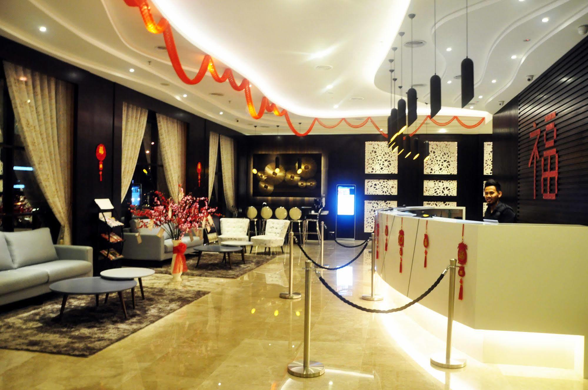 Geobay Hotel Johor Bahru Exterior photo